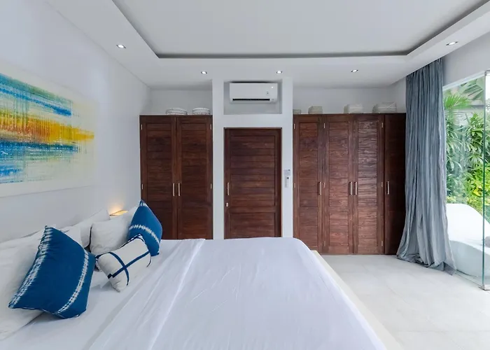 Naema By Pertama Villa