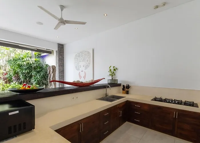 Villa Naema By Pertama Seminyak (Bali)